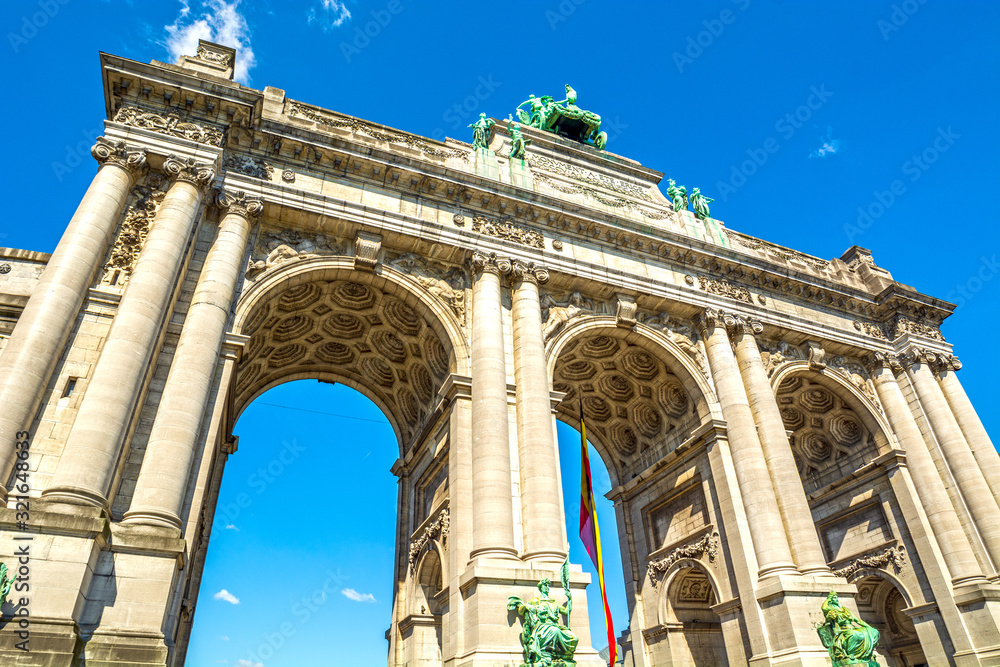 Brussels  / Bruxelles, triumphal arch