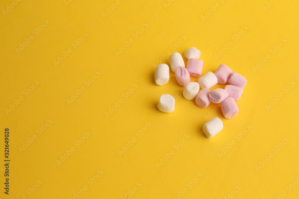 delicious pink and white marshmallows delicious pink and white marshmallows