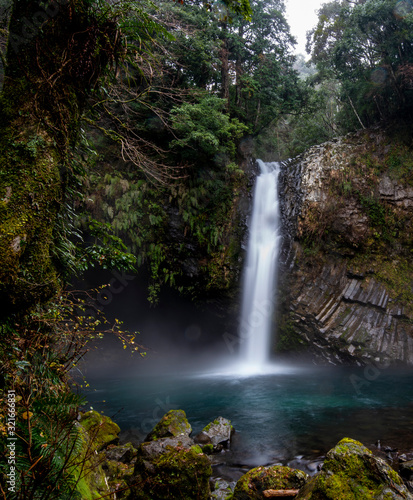 waterfall © ISAMU