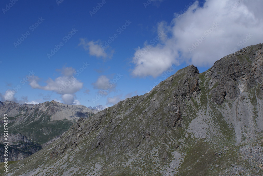 Obraz premium mountains and blue sky