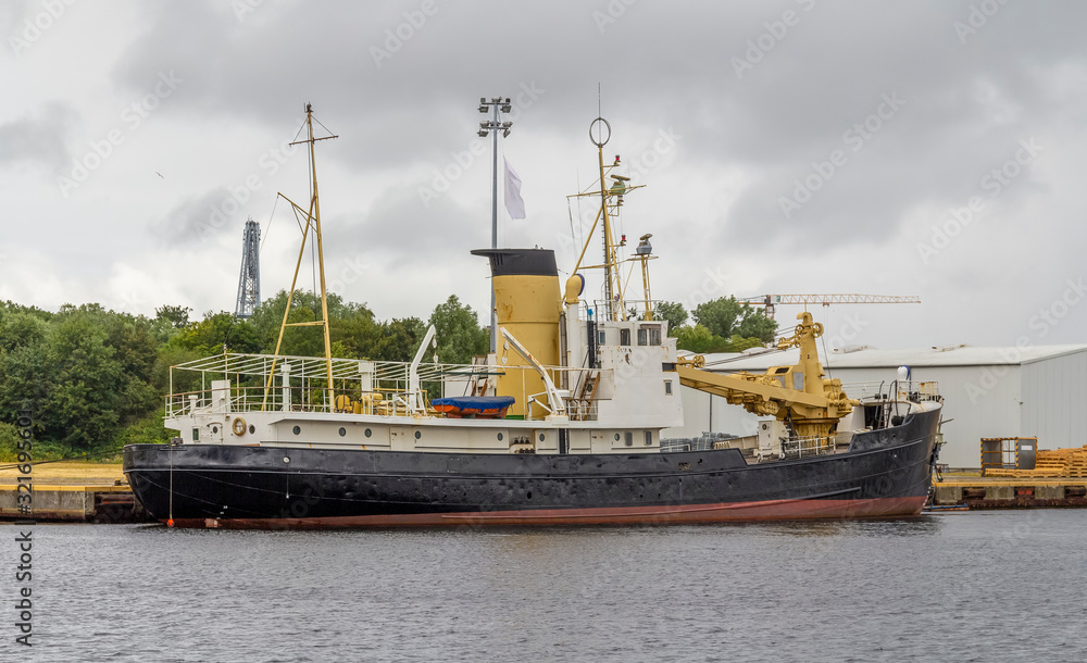 Naklejka premium workboat in Wilherlmshaven