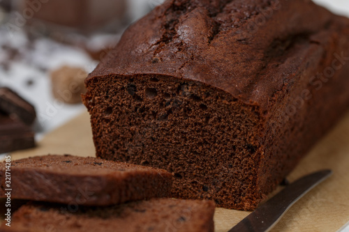 Bild auf Leinwand Sliced homemade chocolate banana pound cake loaf