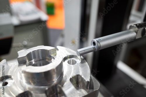 operator inspection turbo surface roughness by roughness tester