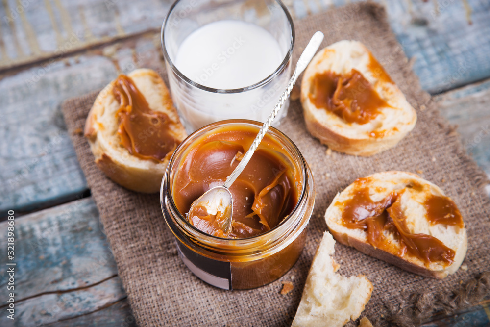 chocolate paste with fresh bread