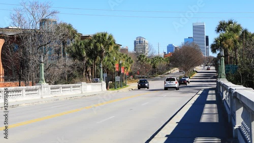 Timelapse of skyline and commuter traffic in Columbia, South Carolina 4K