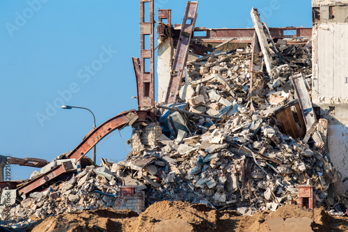 Demolition of a building with heavy equipment