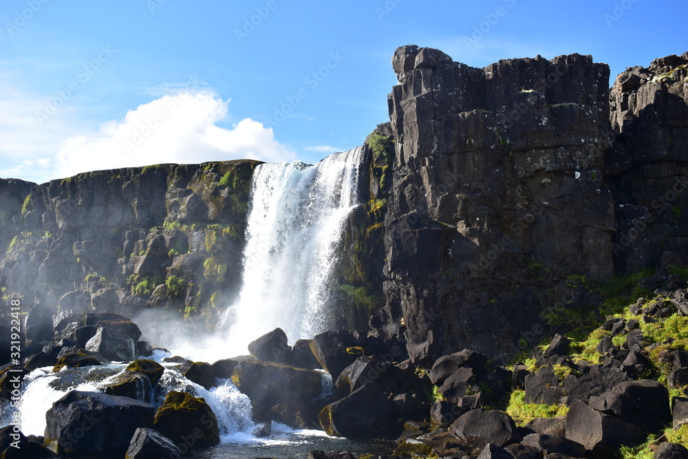 Fototapeta premium Tingvellir waterfall