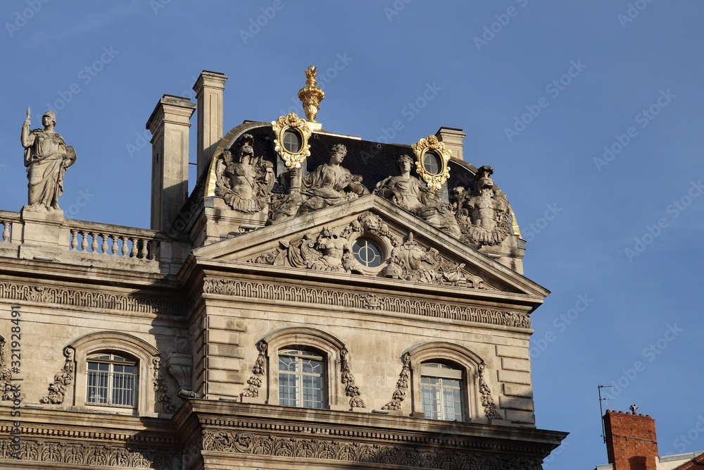 Facade ouest de l'Hôtel de Ville de Lyon place des Terreaux - Ville de Lyon - Département du Rhône - France