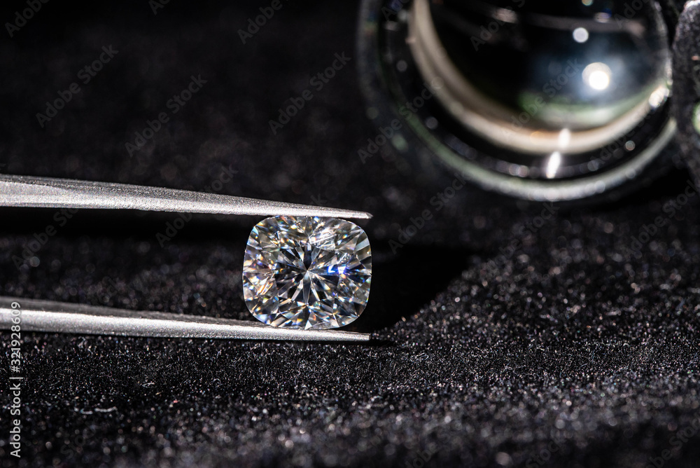 Diamond in Tweezers Diamond in Tweezers