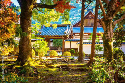 Japan. Kyoto. Higashi-Honga...