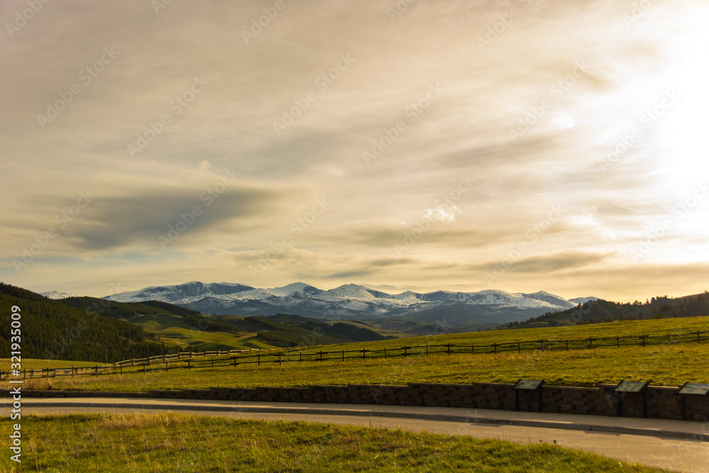 Obraz premium yellowstone valley