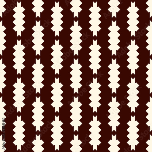 Arrow fletching seamless pattern. Ethnic, tribal print. Eclectic ornament. Repeated geometric shapes background