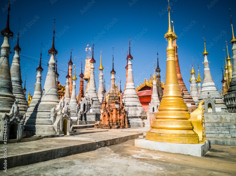 Shwe Inn Dein Pagoda, lake Ile, Myanmar