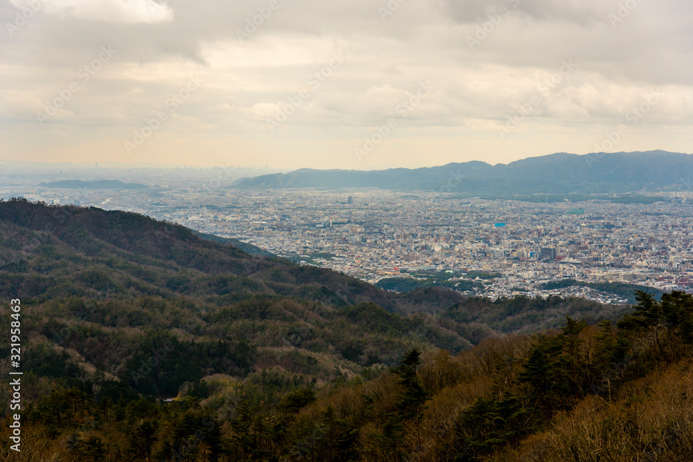 京都市街から大阪平野眺望