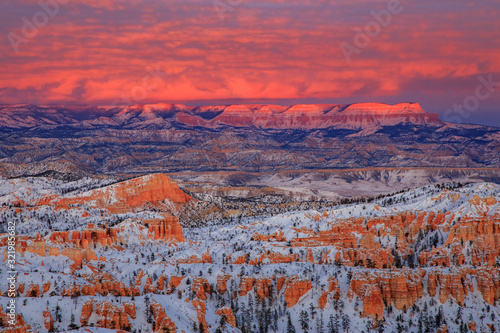 Sunset at Inspiration Point, Bryce Canyon National Park