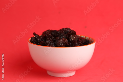food, black raisins from Spain