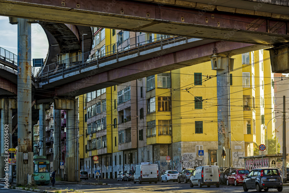 Paysage urbain haut-en-couleurs à Rome