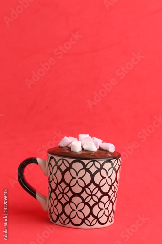 Obraz na płótnie cup of delicious homemade chocolate with marshmallows w salonie