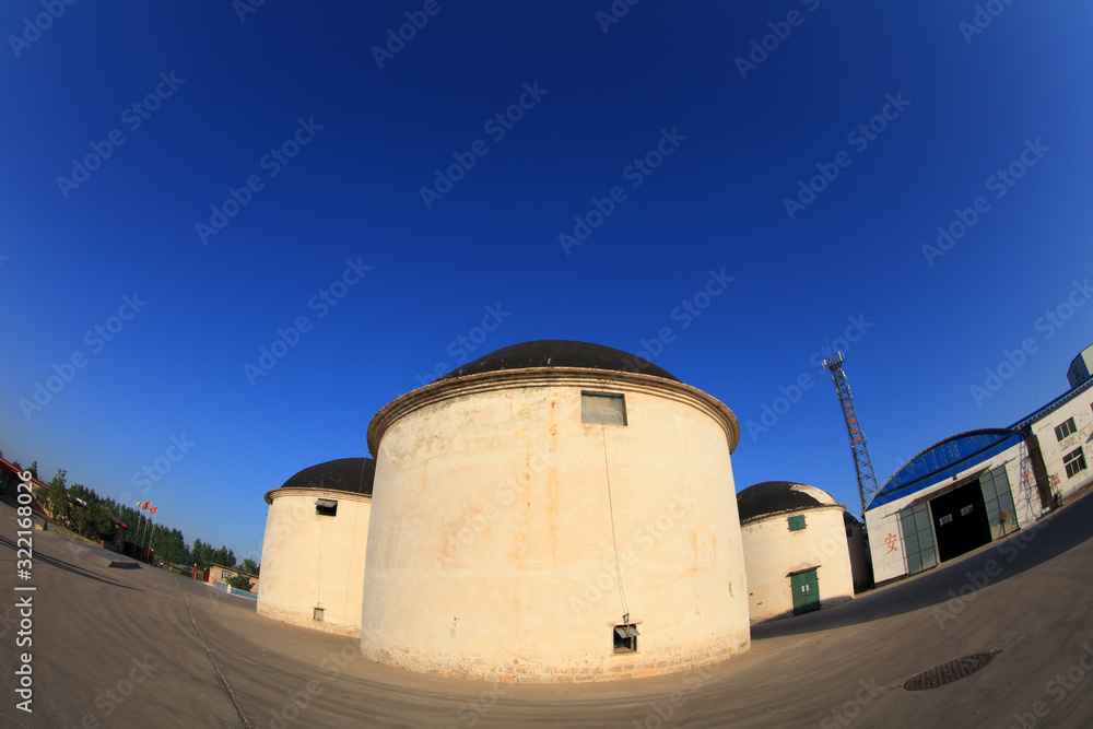 Fototapeta premium Chinese Traditional Style of Grain Storage Architectural Landscape