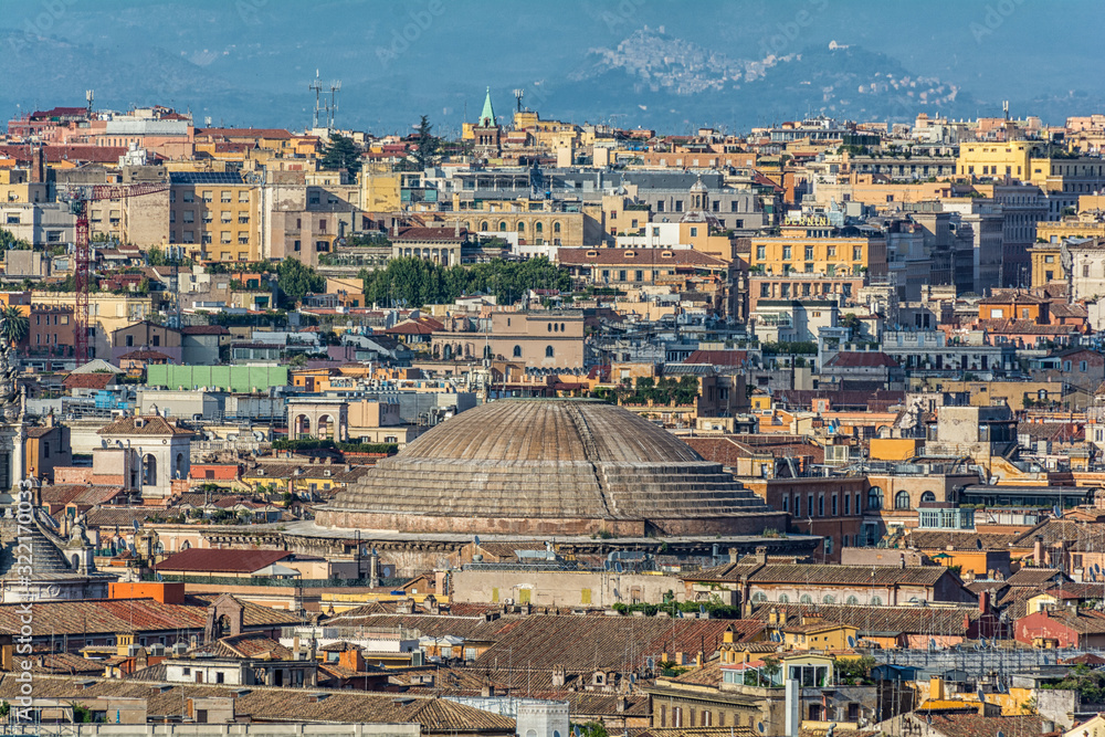 Blick über Rom und den Pantheon