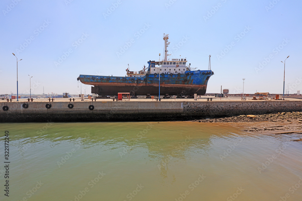 Fototapeta premium Ships awaiting repair are at the shipyard