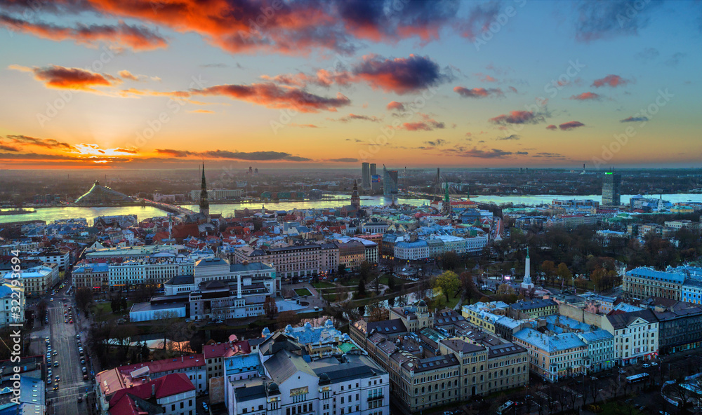 Obraz premium Beautiful aerial panorama view of Riga city skyline, Latvia
