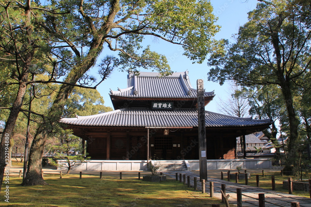 福岡市の聖福寺仏殿