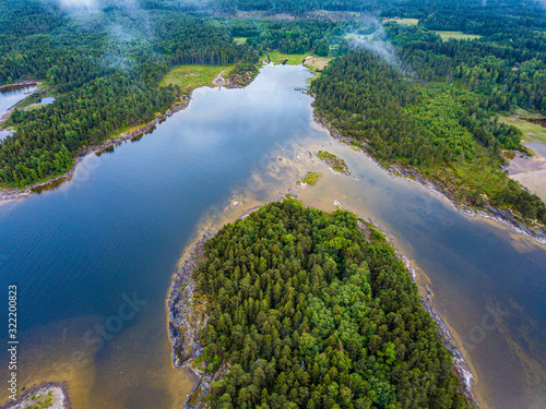 Wallpaper Mural Waldinsel in Schweden Torontodigital.ca