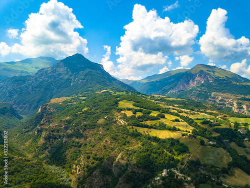 Wallpaper Mural Gebirge in Italien Marken Montefortino 2 Torontodigital.ca