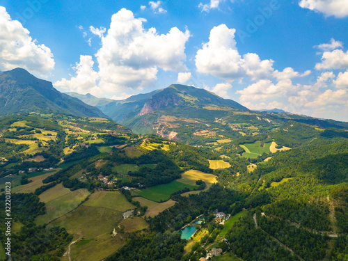 Wallpaper Mural Gebirge in Italien Marken Montefortino 3 Torontodigital.ca