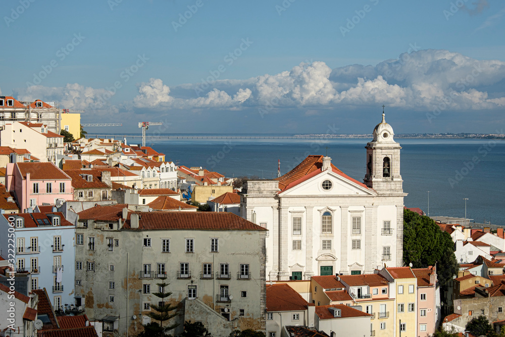 Fototapeta premium Colorful Urban Streets and Landmarks of Lisbon, Portugal