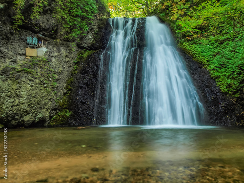 Fototapeta Naklejka Na Ścianę i Meble -  shirataki falls　白瀑