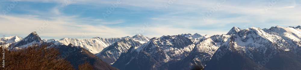 Panorama of snowy Pyrénées