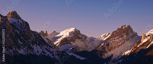 Sonnenaufgang Schweiz Berge