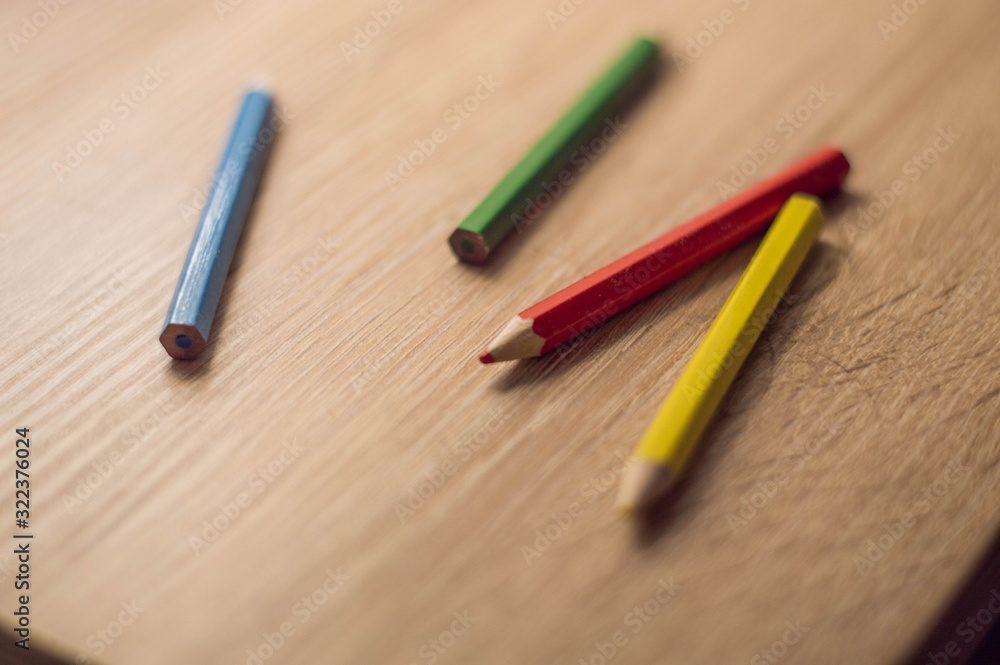 Obraz premium color pencils on wooden background