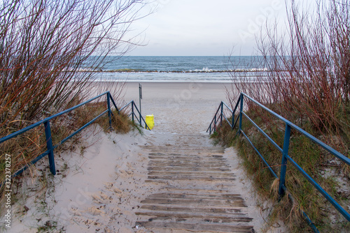 Eingang zum Strand in Darlowko photo