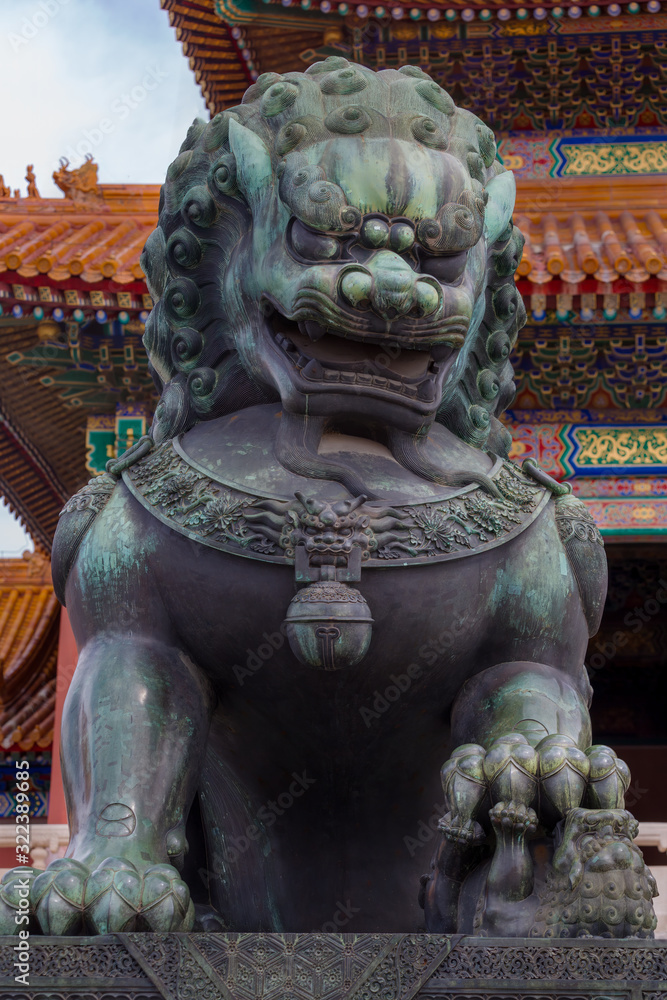 statue de lion à la cité interdite, pékin, chine