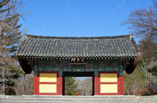The temple gate dedicated to the Four Devas of Bulguksa temple © Yeongsik Im