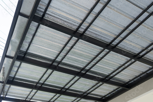 The structure of the metal sheet roof