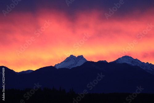 Olympic Mountains at Sunset © Darlene