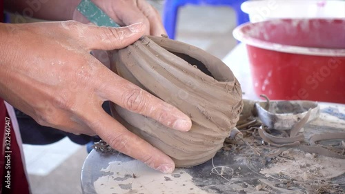hands of a potter