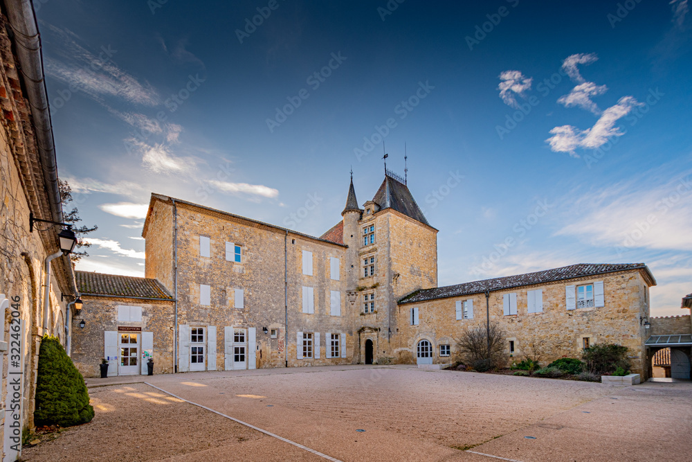 Château de Mons à Caussens