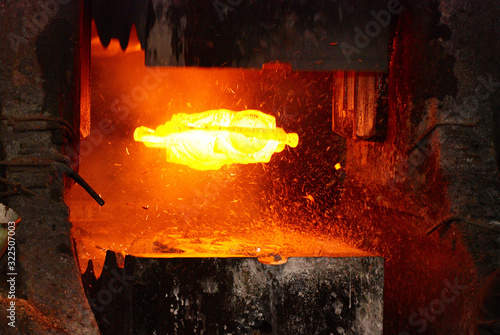 Foto metal forging