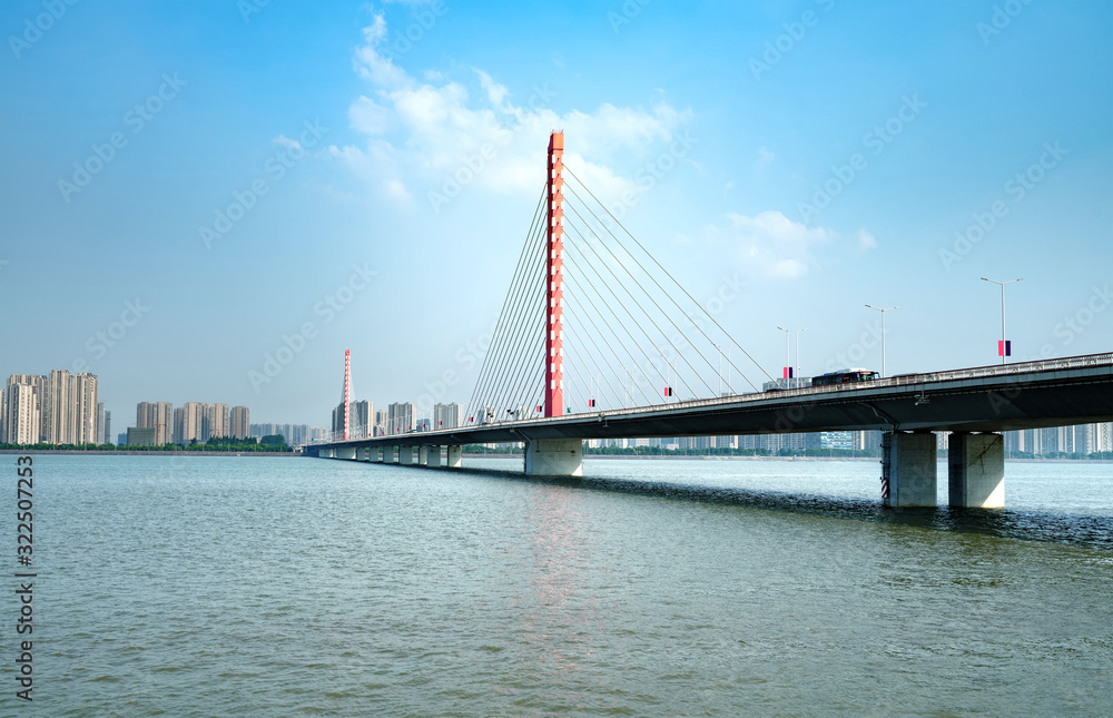 Naklejka premium Hangzhou Qiantang River Bridge