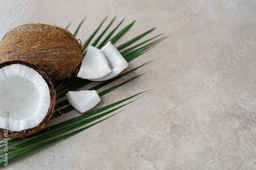 Fototapeta Naklejka Na Ścianę i Meble -  image of coconuts , whole and half ,