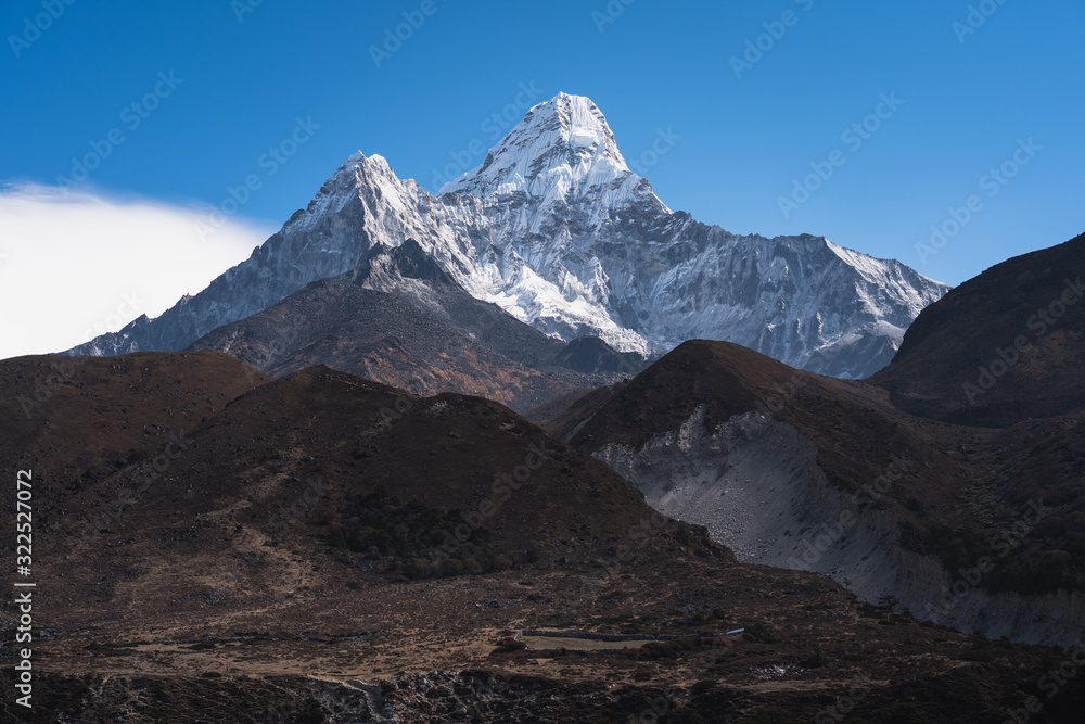 Ama Dablam mountain peak, most famous peak in Everest region in Himalayas mountain range, Nepal