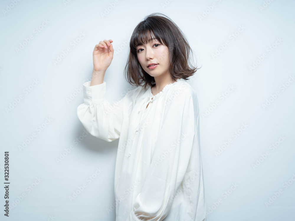春夏 ボブ ヘア 女性 春夏 ボブ ヘア 女性