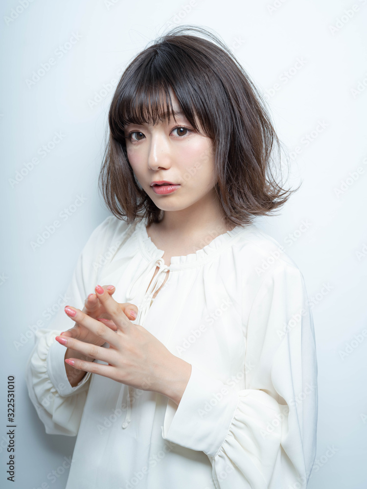 春夏 ボブ ヘア 女性