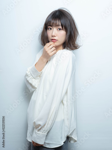 春夏 ボブ ヘア 女性