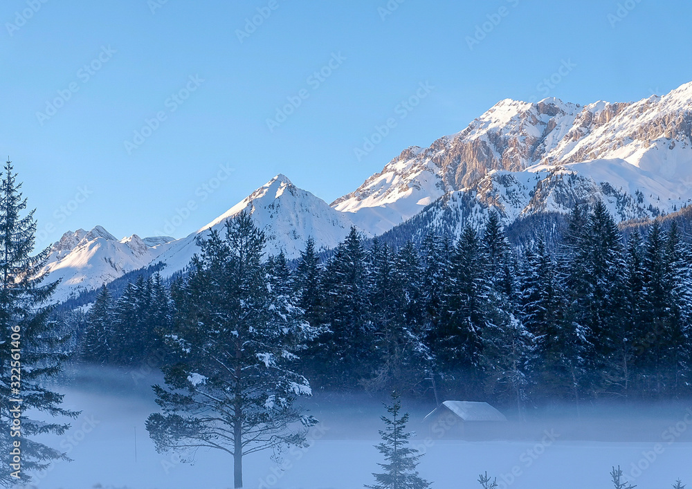 Hihg winter in the Tyrolean Alps, Wetterstein region